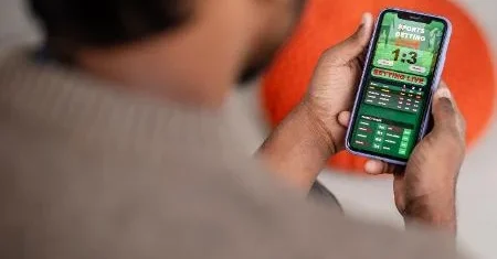 Bancos cancelam contas laranjas e bets ilegais após operação Carbono Oculto