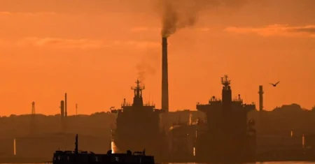 URGENTE: Cuba Recebe Petroleiro Russo Após Bloqueio dos EUA e Mudança de Trump