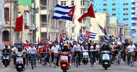 Cuba Libera 2.010 Prisioneiros em Gesto Humanitário